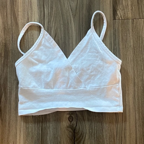 Brandy Melville Tops - Brandy Melville Amara tank